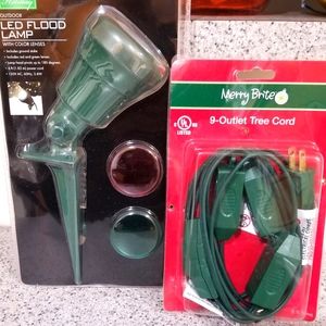 Merry Brite 9in-Outlet Tree Cord & LED Flood Lamp  Red & Green  Lens